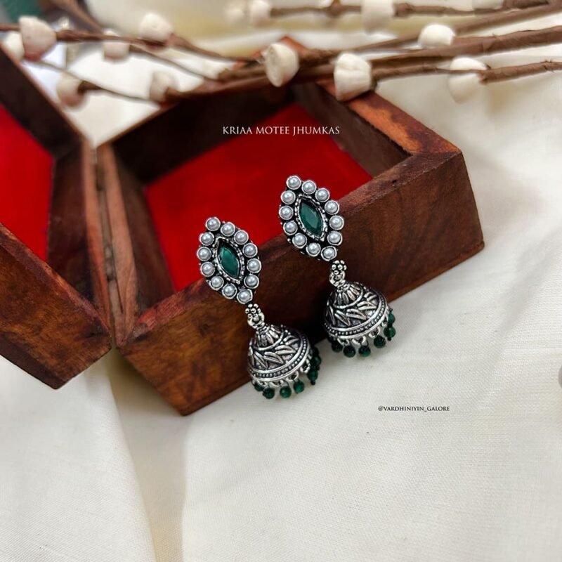 Kriaa Motee Jhumkas - Image 5