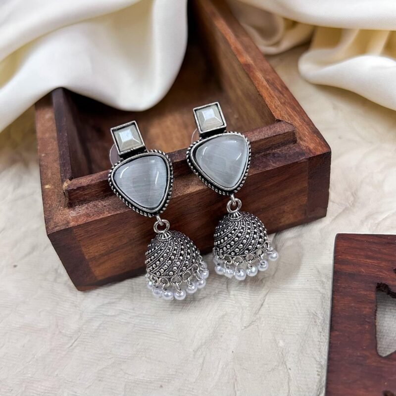 Trikon Jhumkas - Image 4