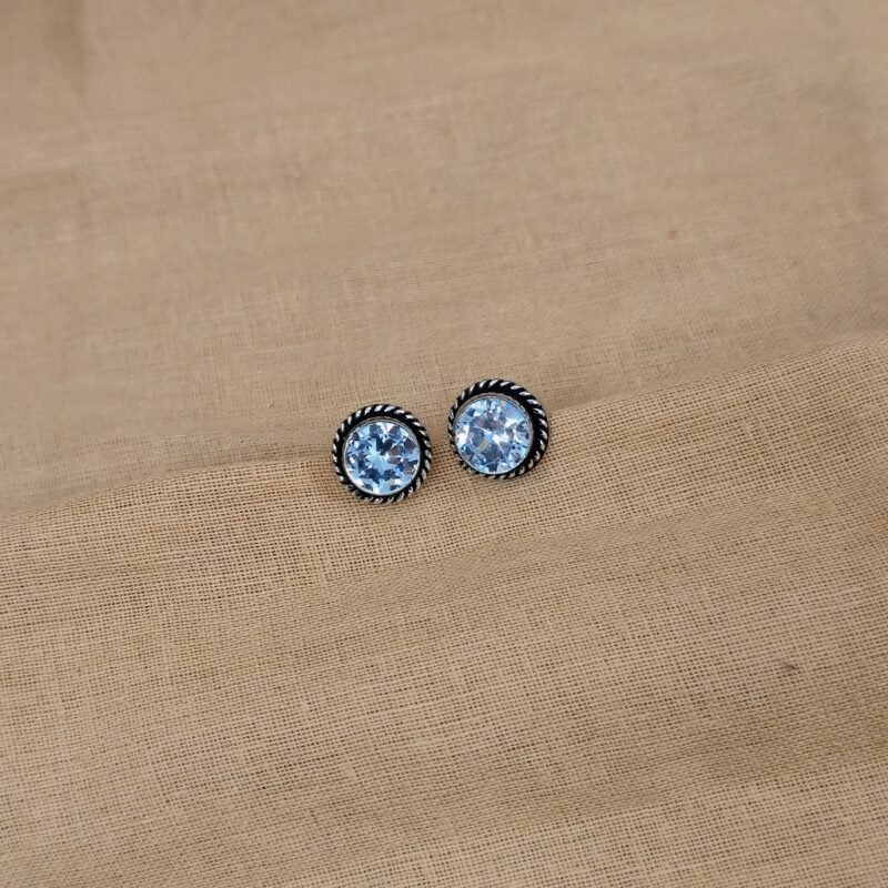 Dailywear Round Studs