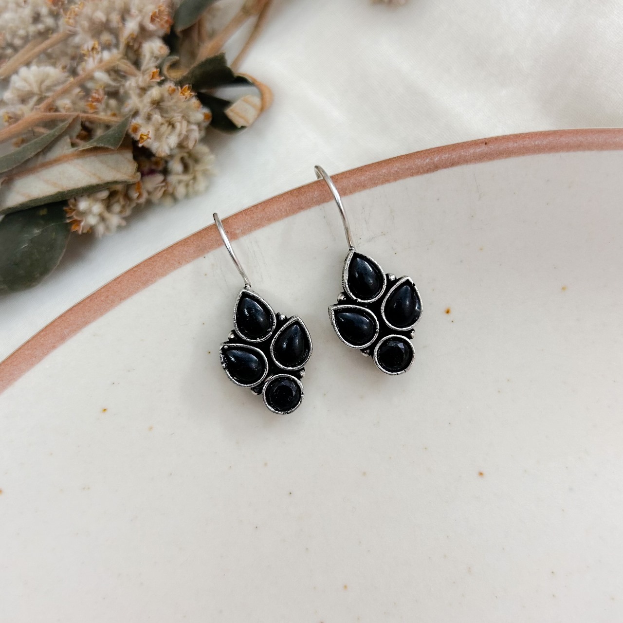 Mugai Floral Hooks - Image 2