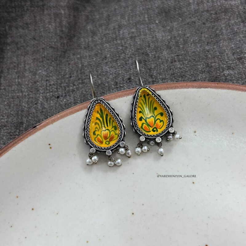 Shruvi Tanjore Handpainted Hooks - Image 6