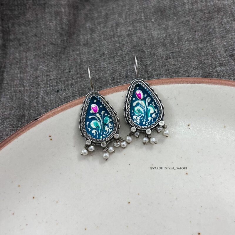 Shruvi Tanjore Handpainted Hooks - Image 4