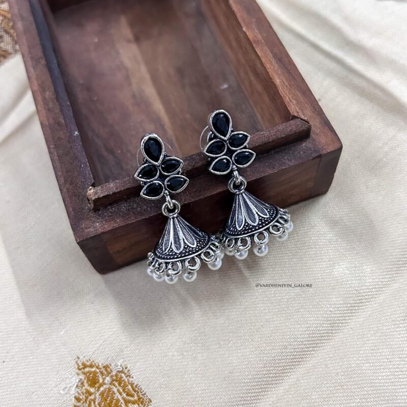 Sindhu Jhumkas - Image 11