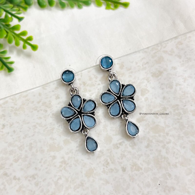 Hiranya Floral Studs - Image 4