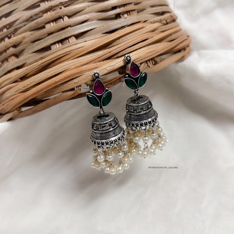Aarushi jhumkas - Image 3