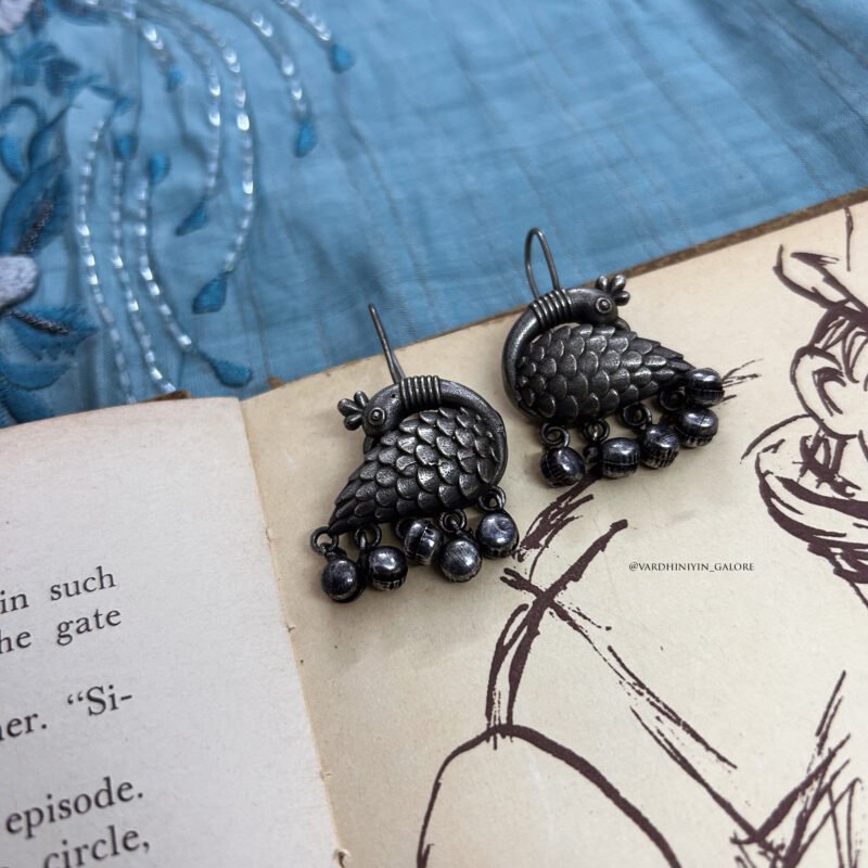 Navilla Hooks