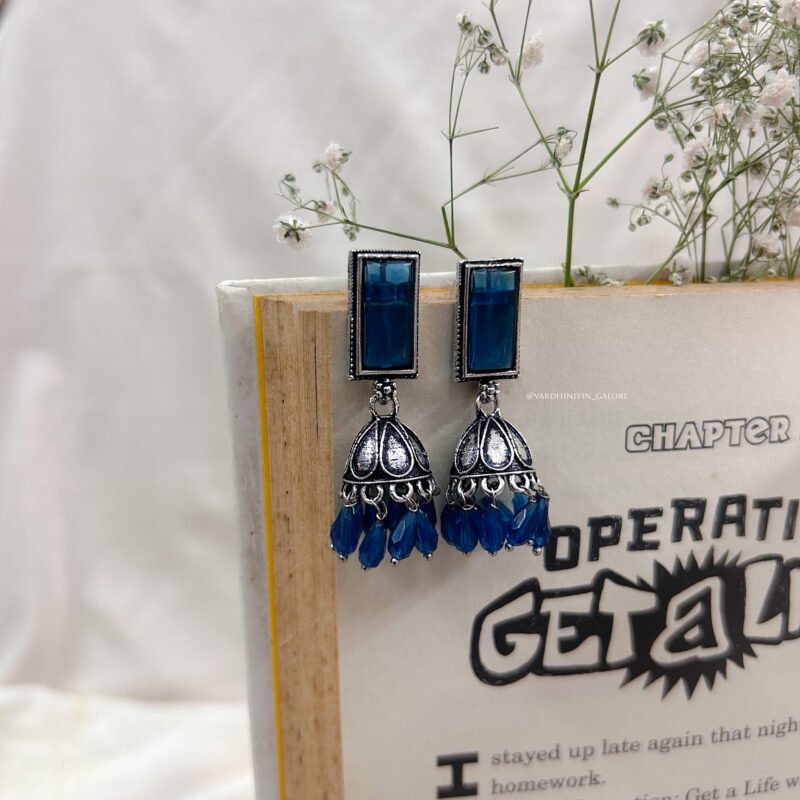 Tikki Rectangular Jhumkas - Image 3