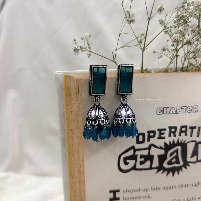 Tikki Rectangular Jhumkas - Image 11