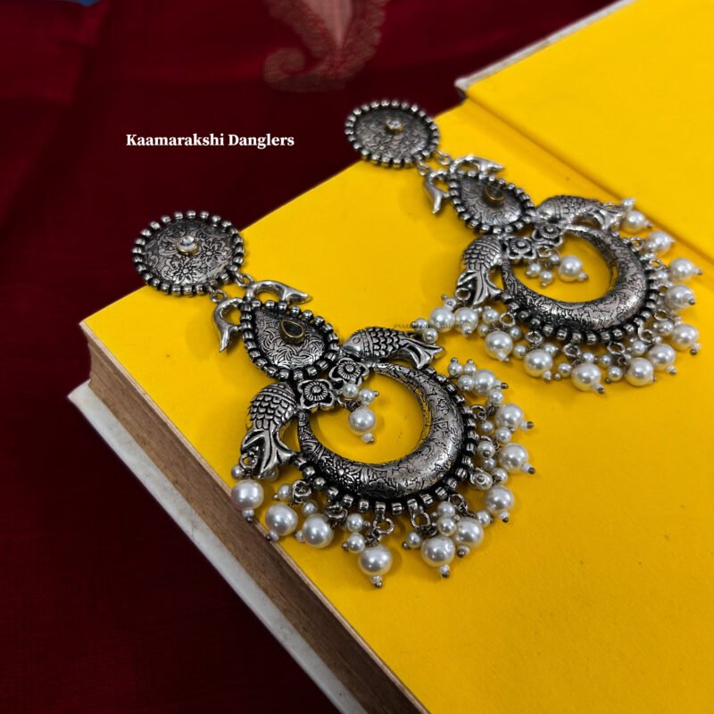 Kaamarakshi Kundan Elite Danglers - Image 2