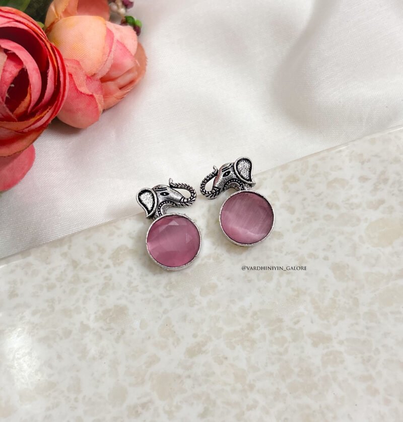 Bella - Ancient Haathi Studs