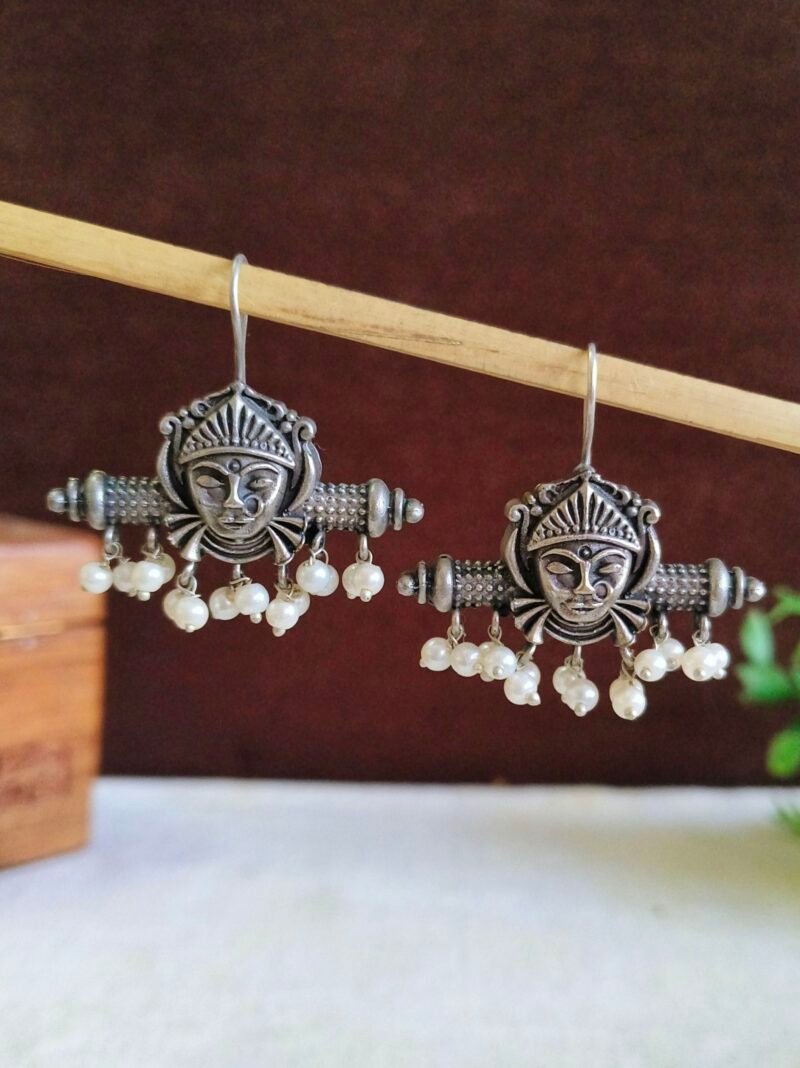 Wahyuni Hooks