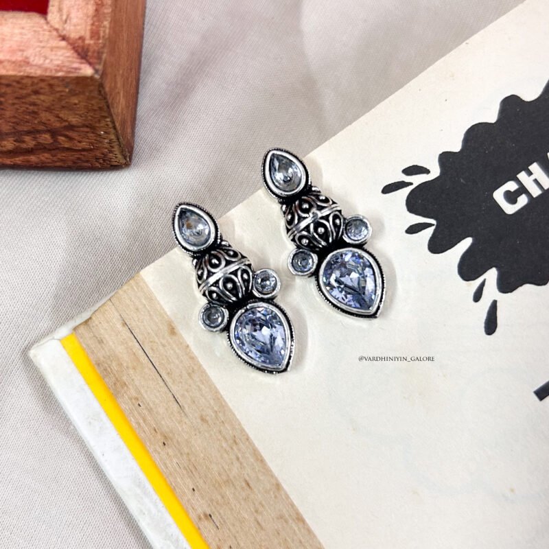 Abhuti Studs - Image 5
