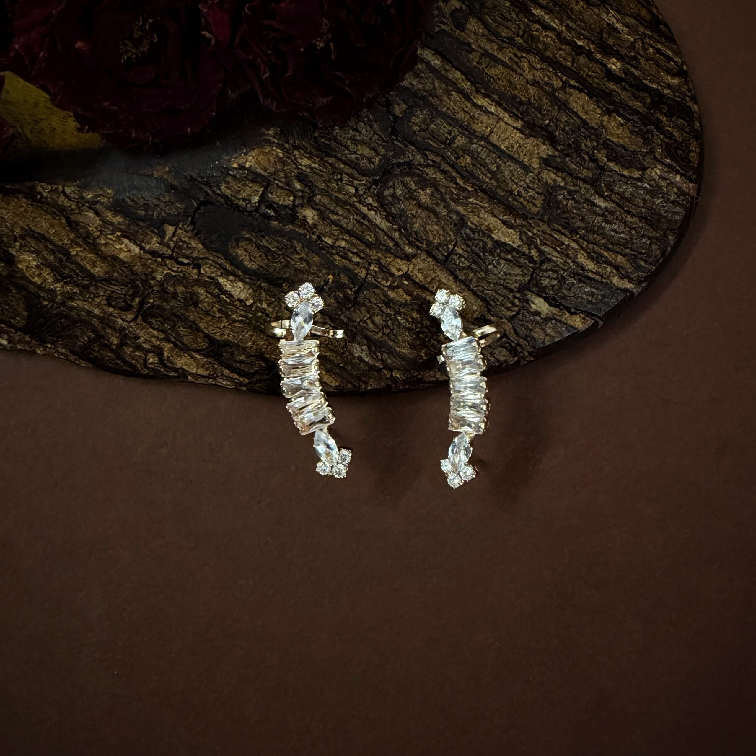 Cascade Ear Crawlers
