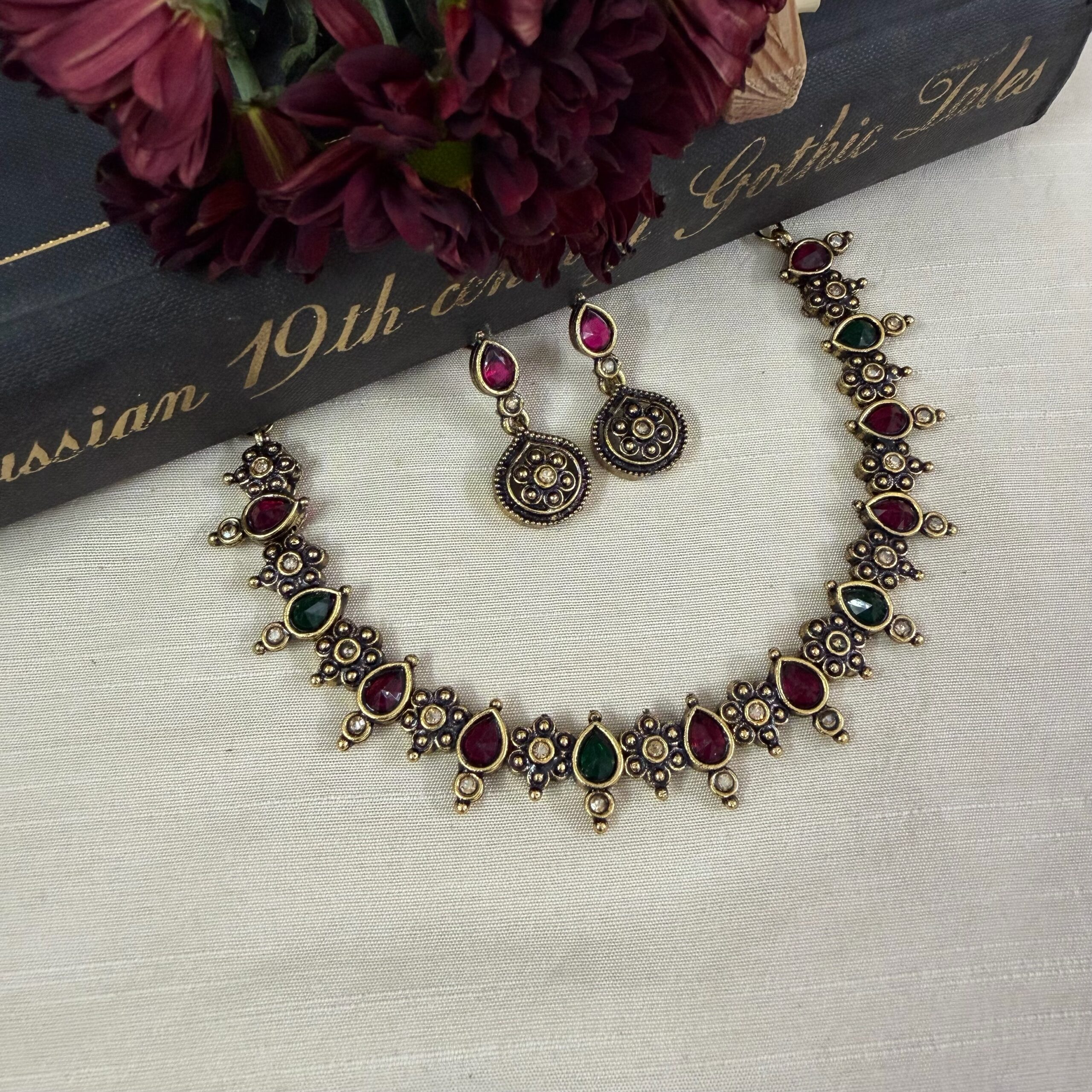 paari Chocker -RubywithGreen