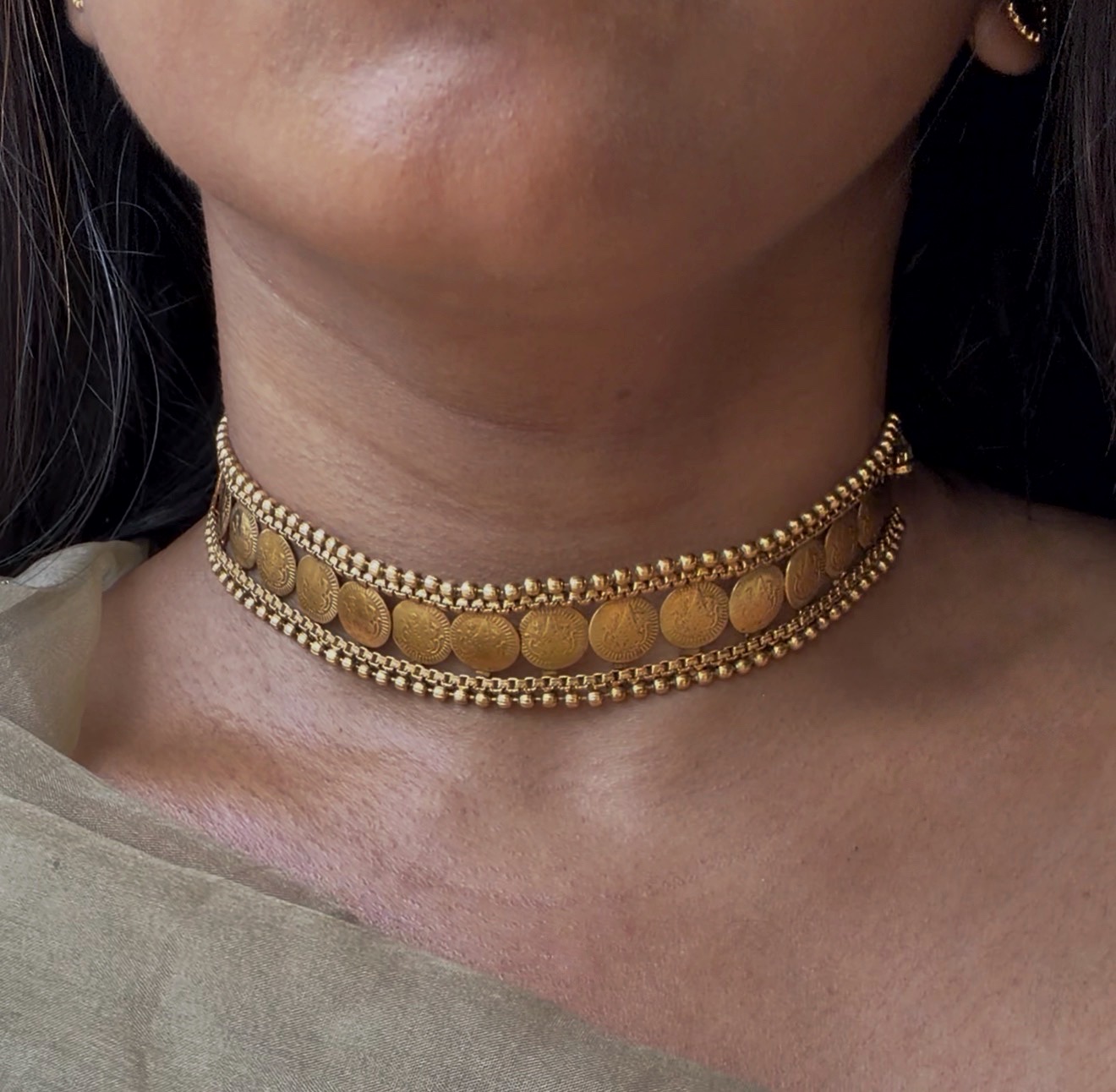 Swarna Mudra Collar Chocker