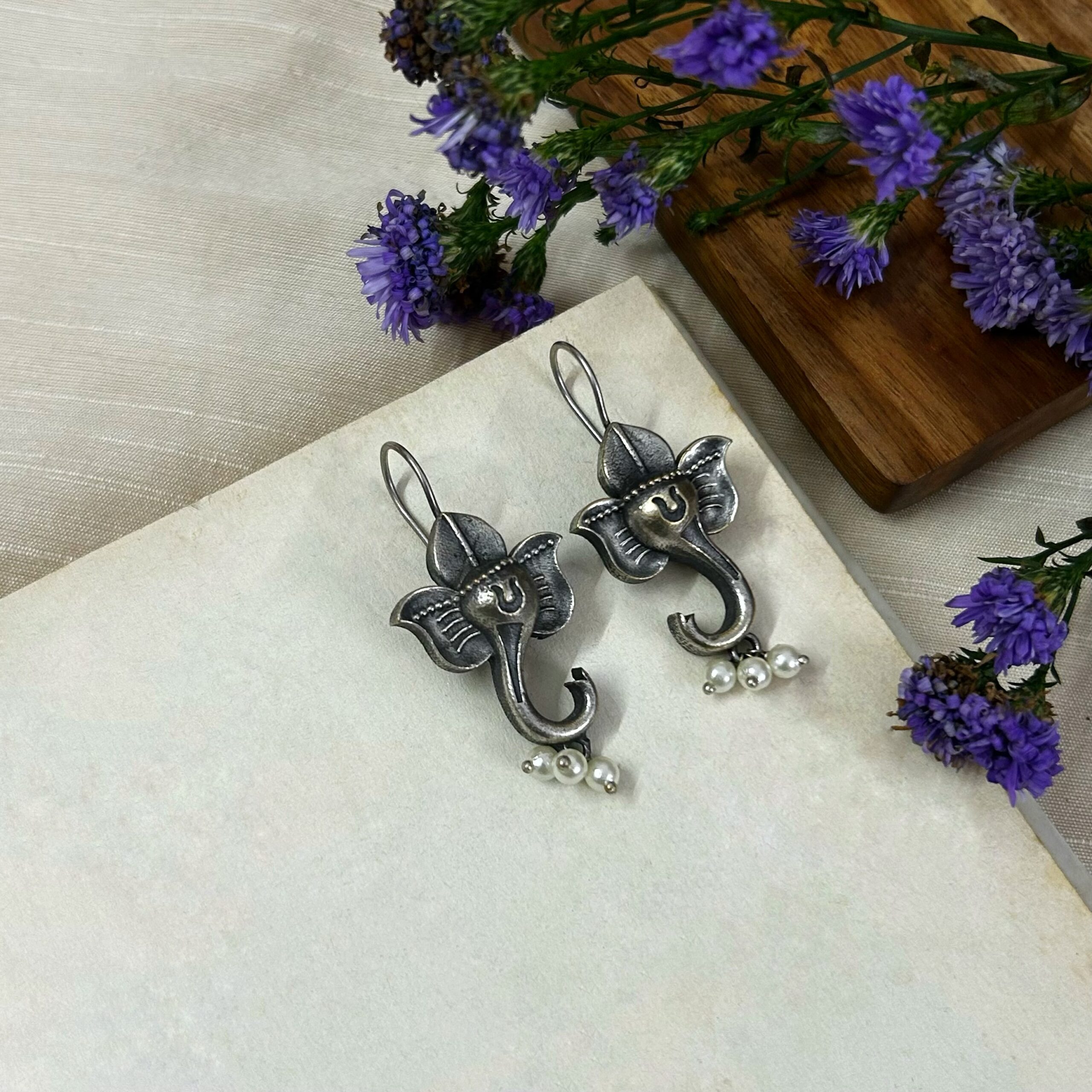 Gajavtra SLA Hooks