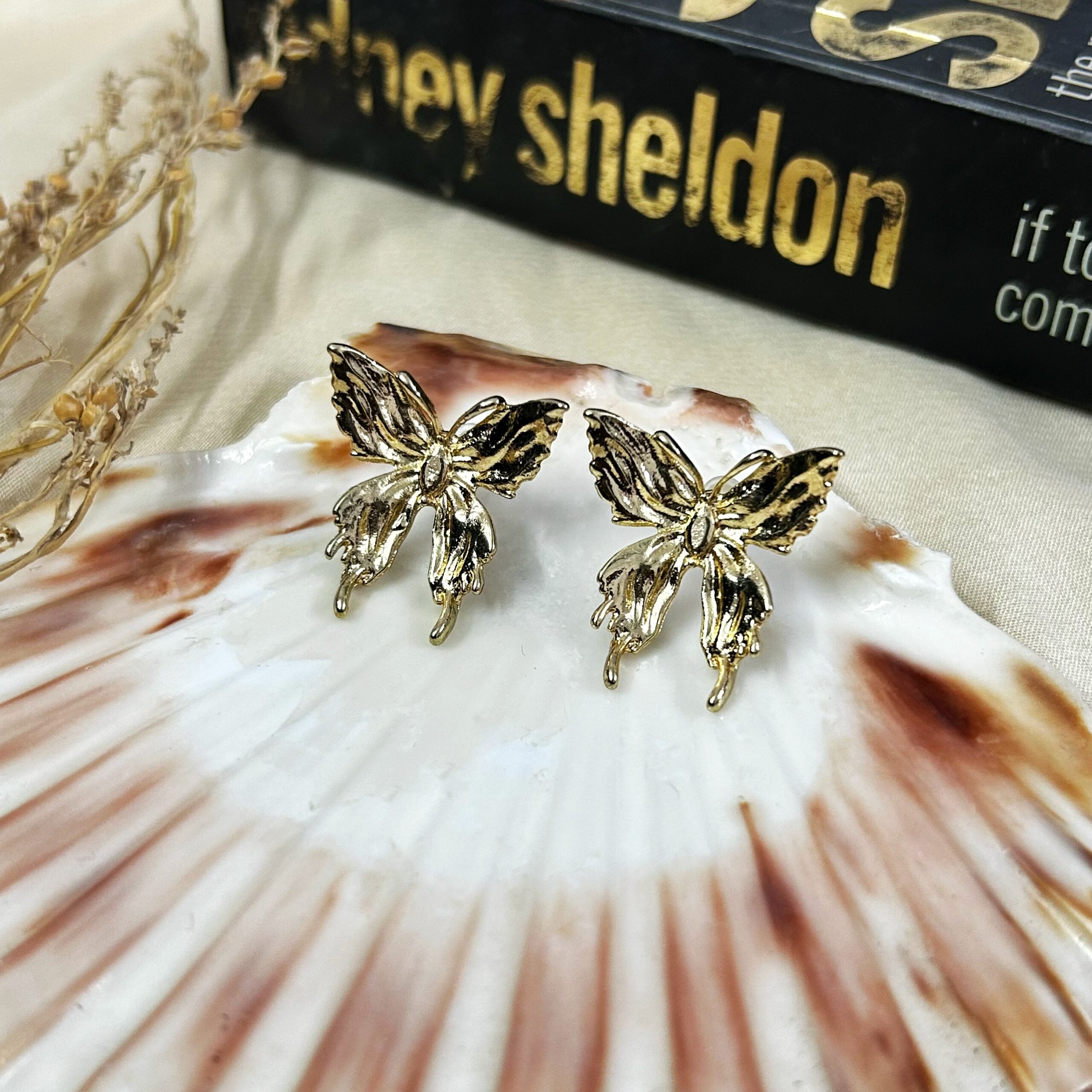 Melted Aura Studs - Image 2