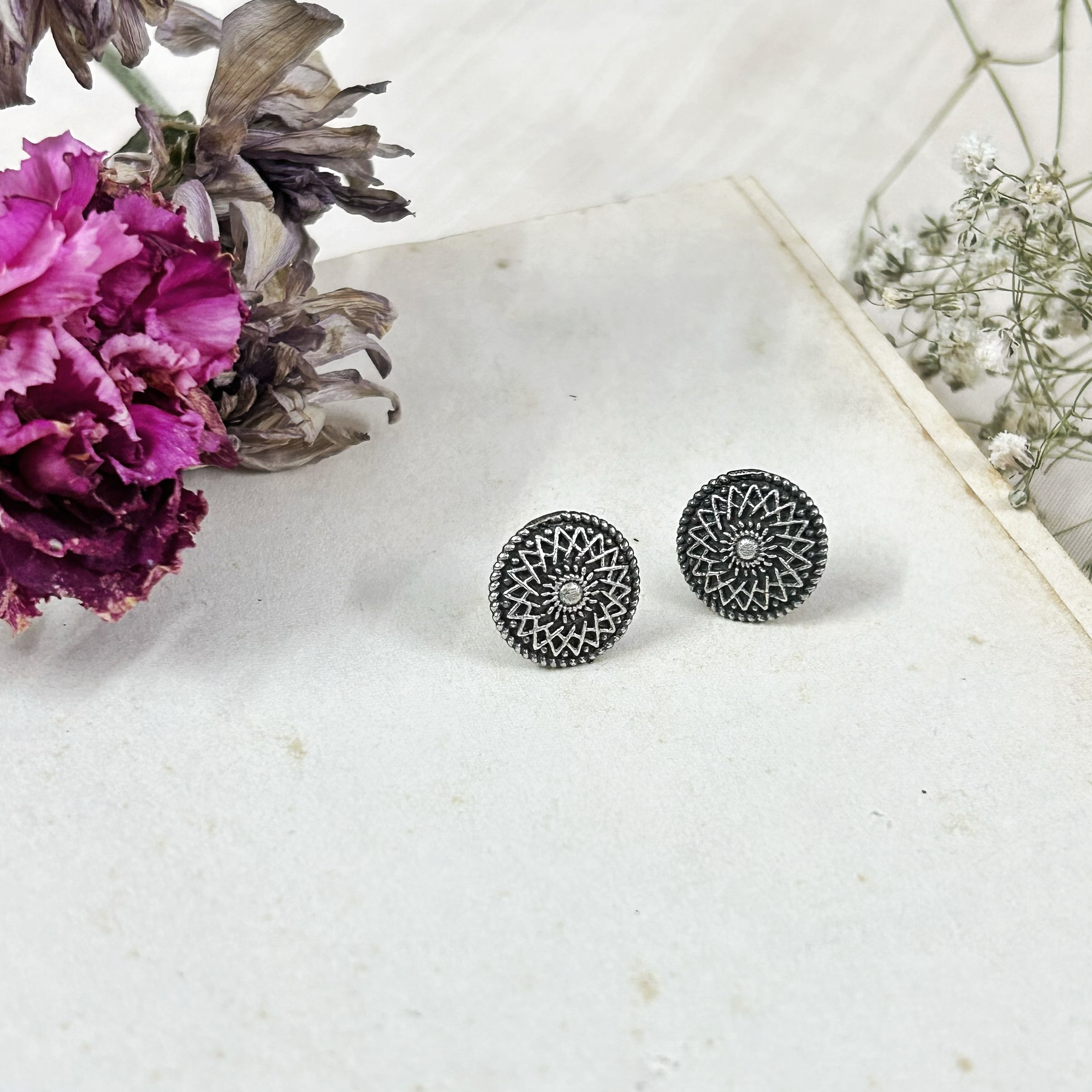 Raya Brass Studs